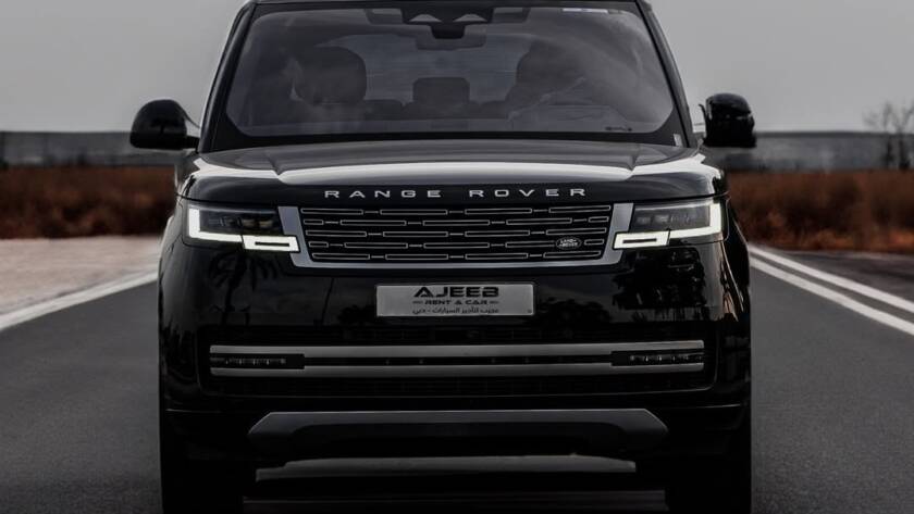 Rent Range Rover Vogue in Dubai